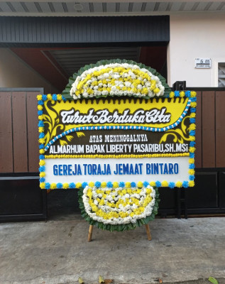 Papan Bunga Duka di Loloda Utara