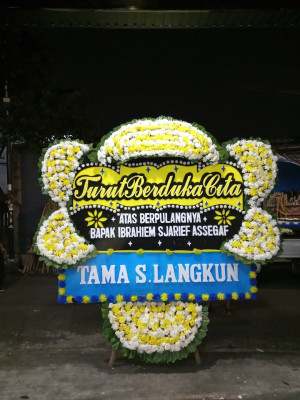 Papan Bunga Duka di Loloda Utara