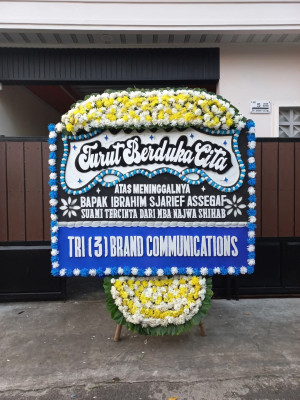 Papan Bunga Duka di Loloda Utara